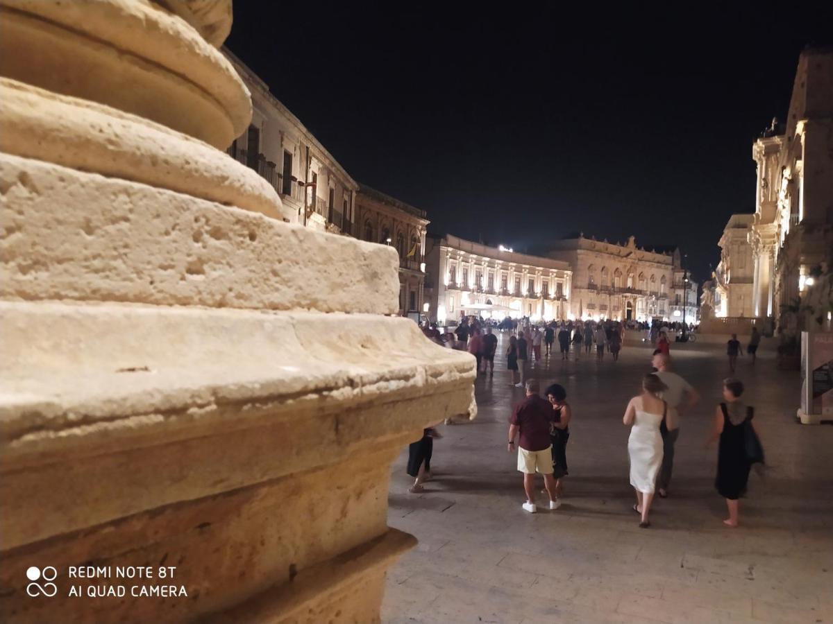 Ai Tintori Di Ortigia Villa Syrakusa Exteriör bild